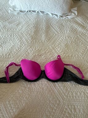 PINK Victoria's Secret Hot Pink Push-Up Bra with Black Band